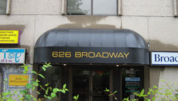 77 Signs_Illuminated Signs_626 Broadway Awning
