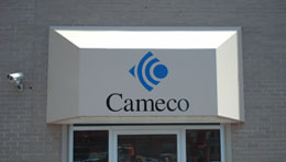 77 Signs_Illluminated Signs_Cameco Awning